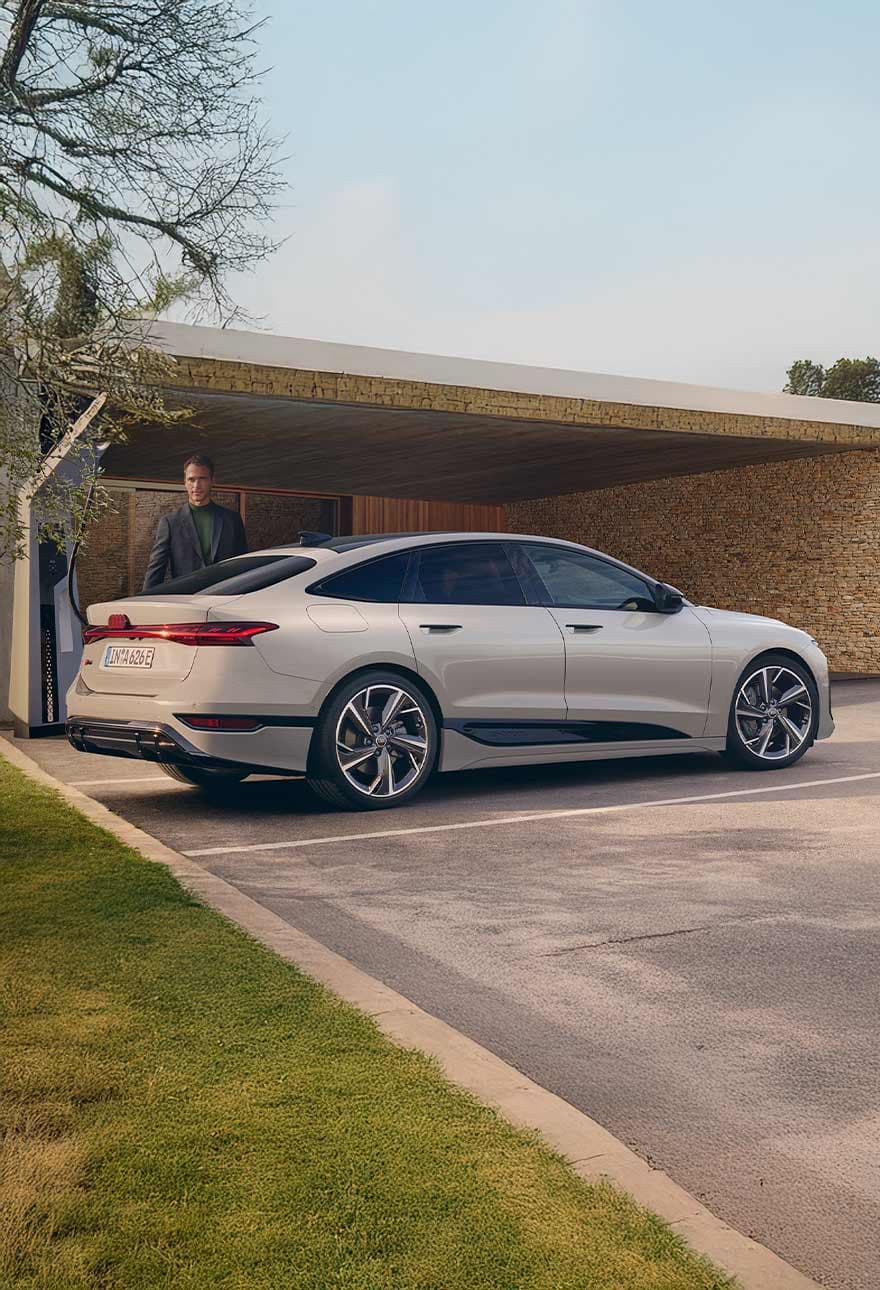 AUDI A6 E-TRON