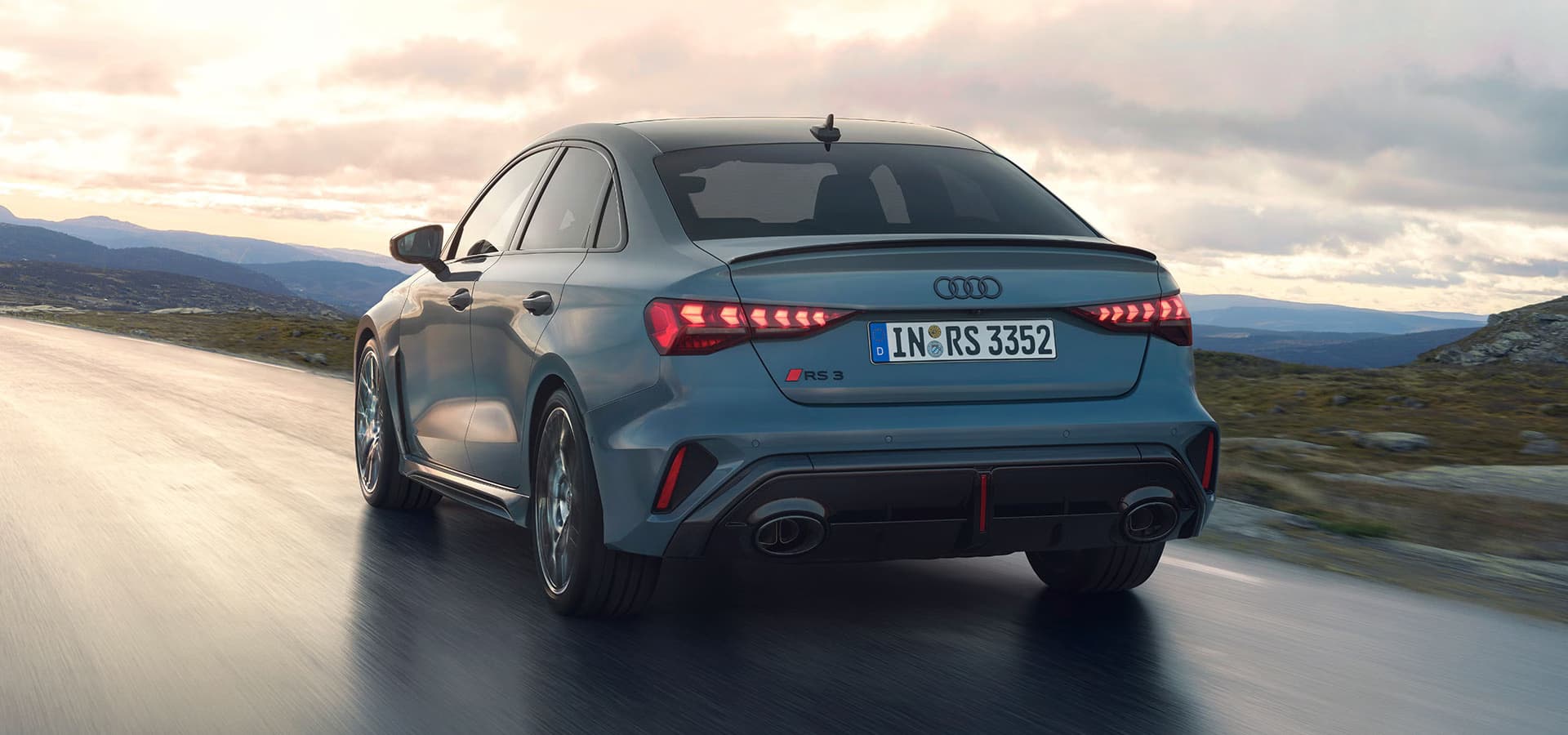 Audi Q6 E-tron: Plugue e carregue