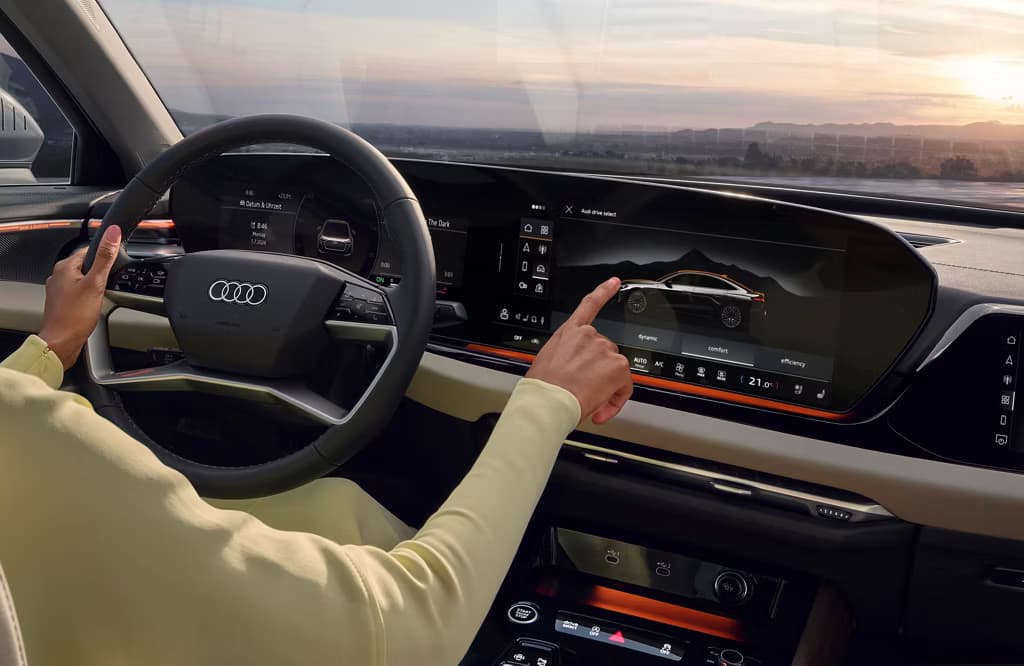 Os Acessórios Originais Audi transformam o seu Audi Q6 e-tron num talento absoluto e versátil.