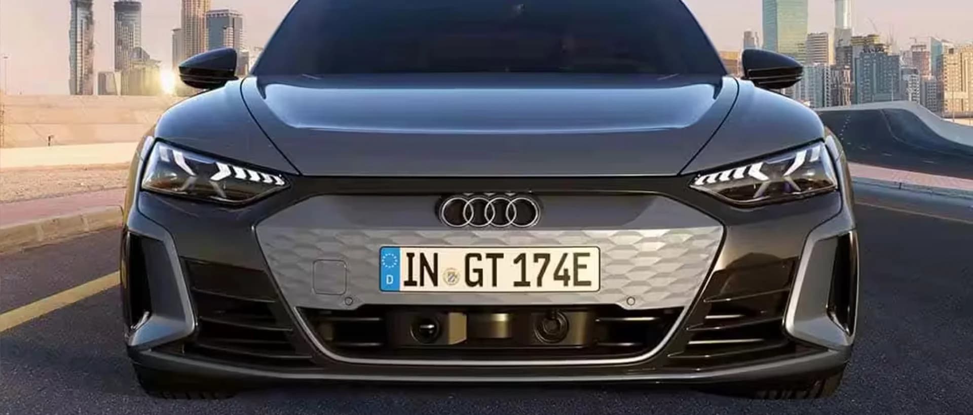 Audi RS e-tron GT Quattro: Visão Frontal