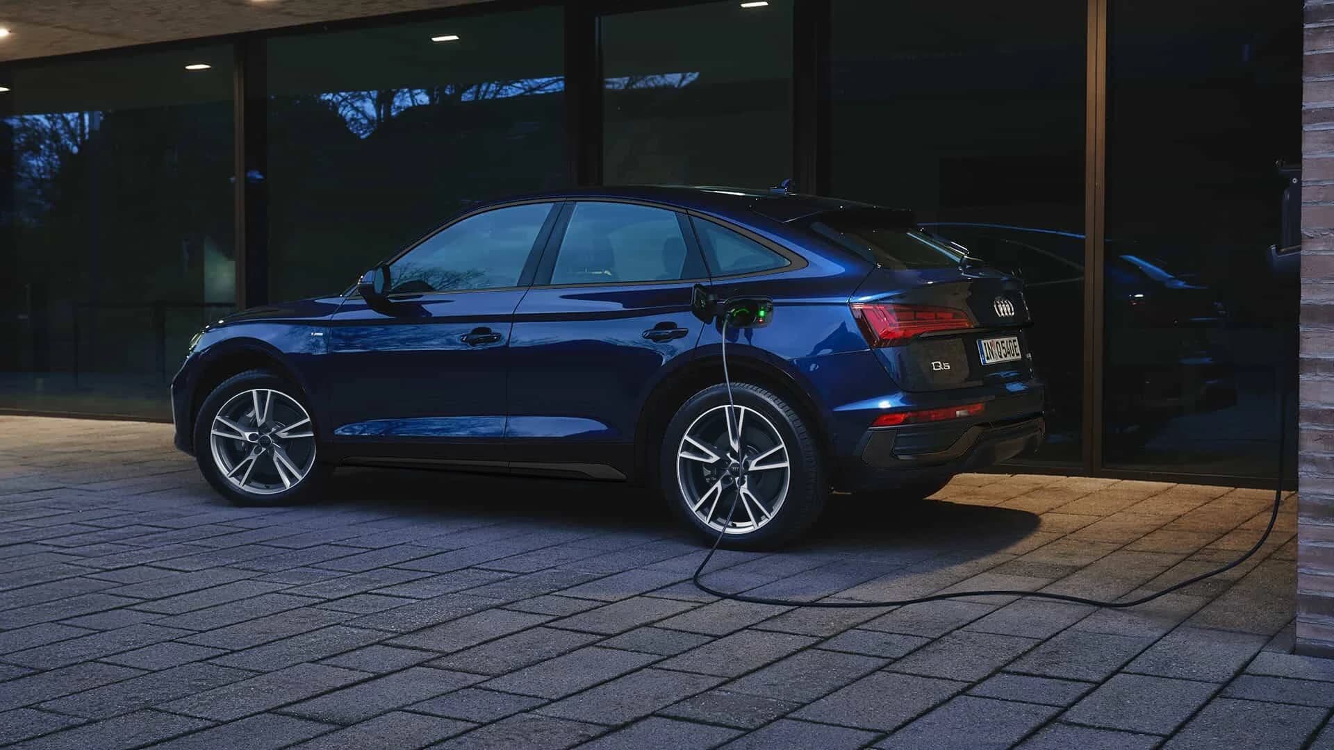 Audi Q5 Sportback TFSI E: Dirigir