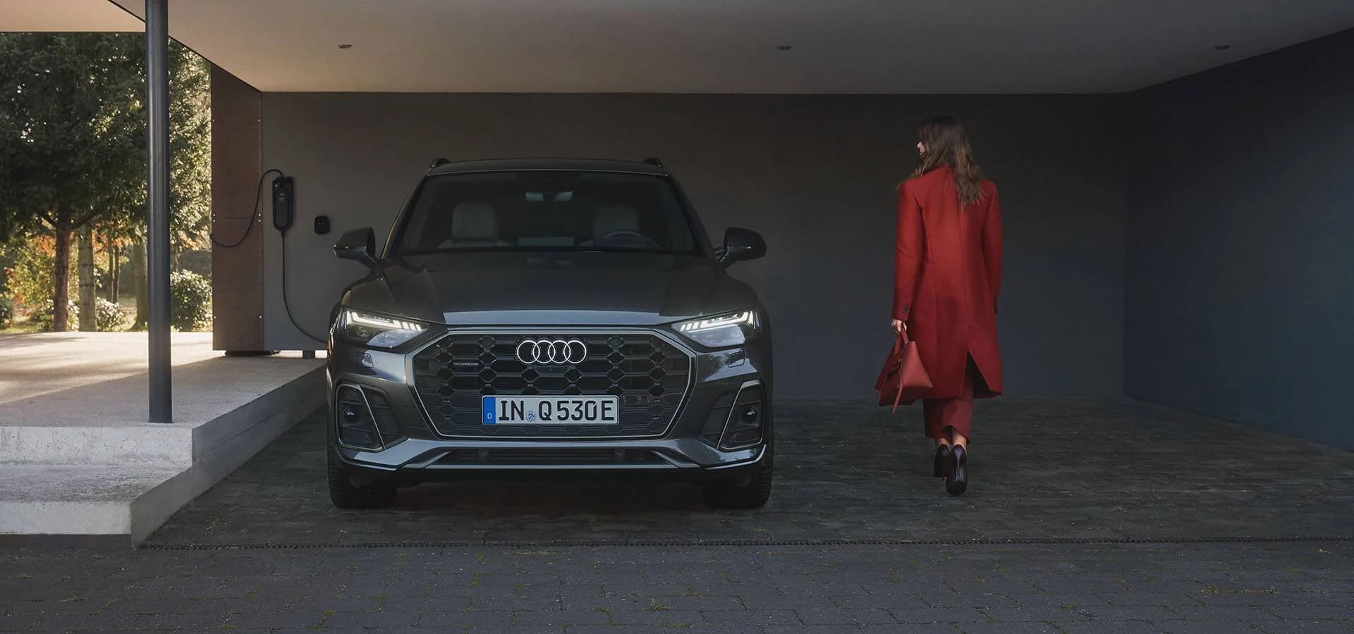 Audi Q5 TFSI E: Carregamento