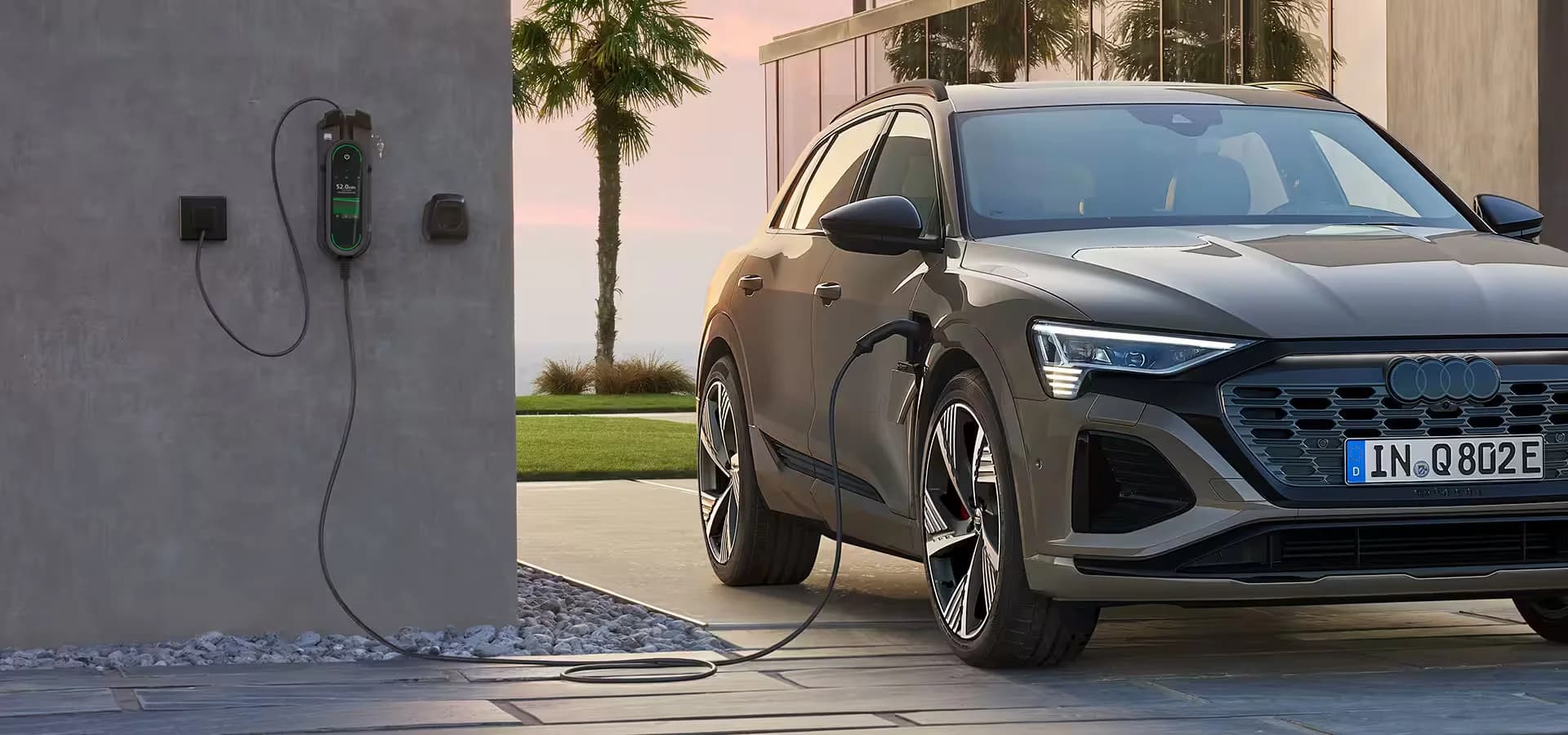 Audi Q8 E-tron: Carregamento em casa