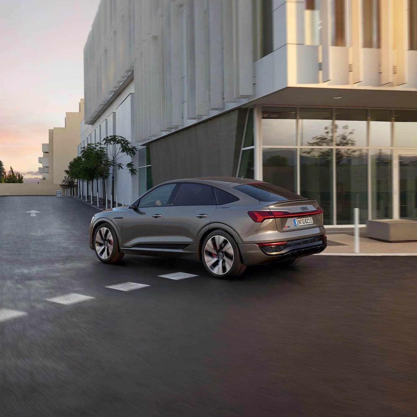 Audi Q8 Sportback E-tron: Uma visão eletrizante
