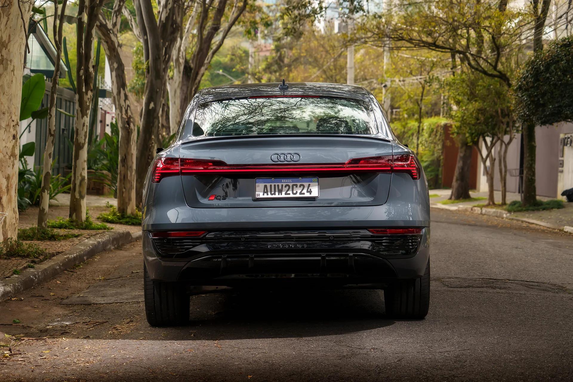 Audi Q8 Sportback E-tron: Desempenho quattro totalmente elétrico