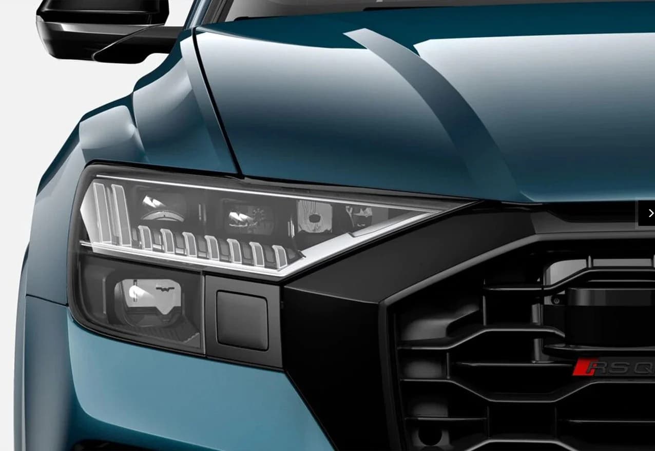 Audi RS Q8: Visão Frontal