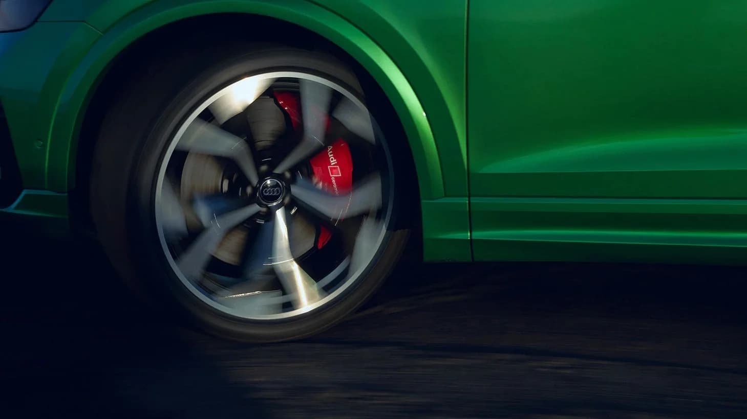 Audi RS Q8 - Imagem 06