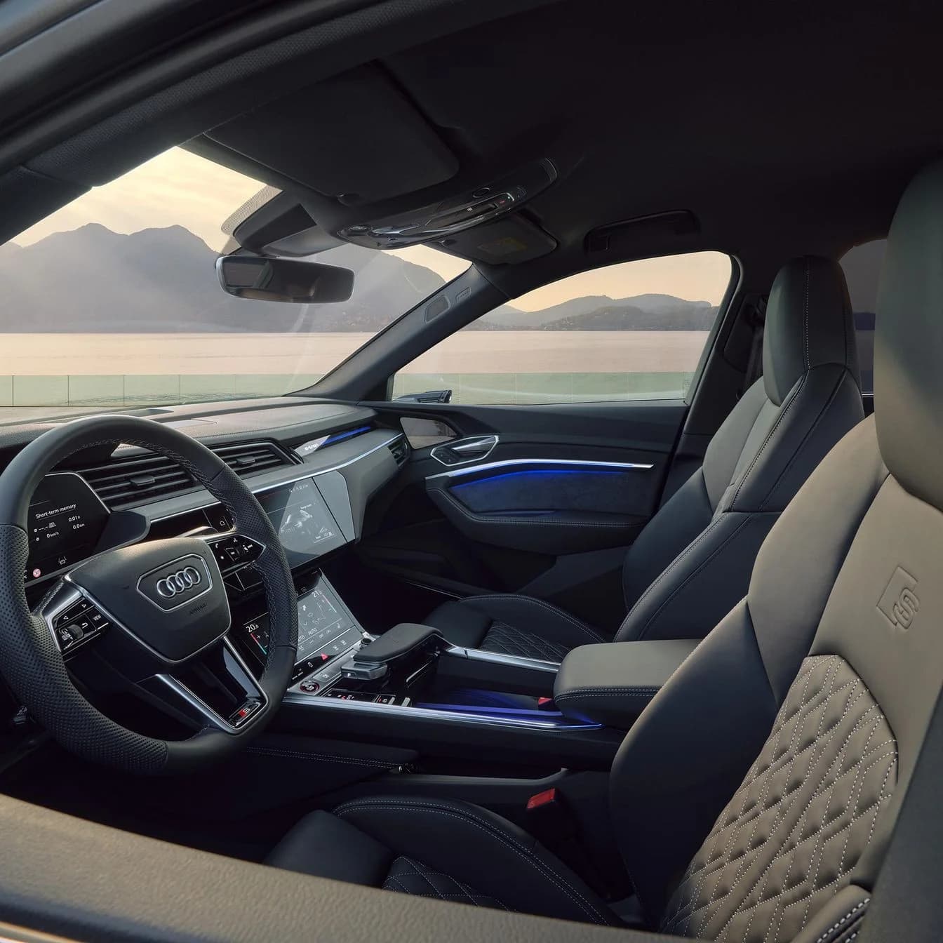 Audi SQ8 Sportback E-tron: Ambiente esportivo com qualidade premium