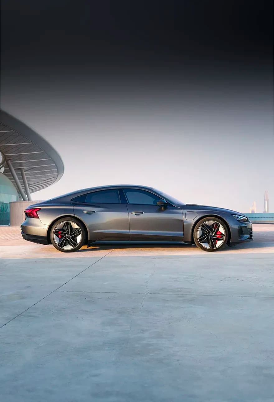 AUDI E-TRON GT