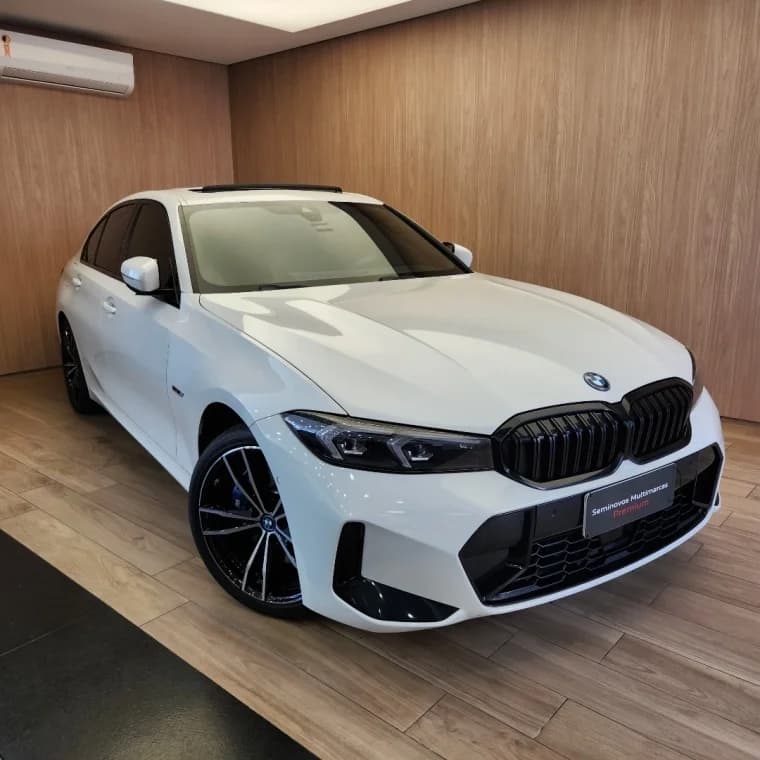 BMW 330e 2.0 16V TURBO HÍBRIDO M SPORT AUTOMÁTICO 2023 Híbrido - Picture 0