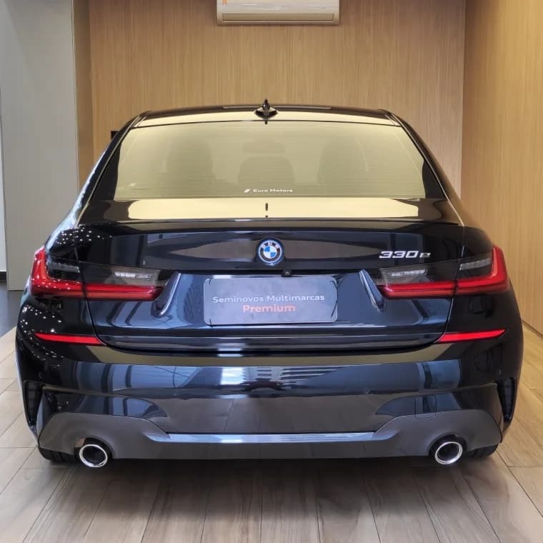 BMW 330e 2.0 16V TURBO HÍBRIDO M SPORT AUTOMÁTICO 2022 Flex - Picture 2
