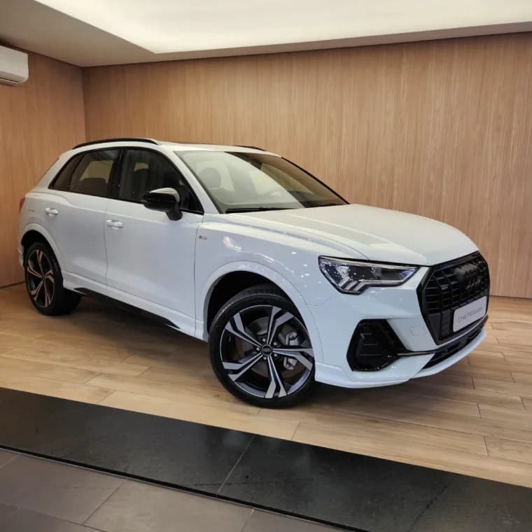 Audi Q3 2.0 40 TFSI GASOLINA PERFORMANCE BLACK PLUS QUATTRO TIPTRONIC 2025 Gasolina - Picture 0