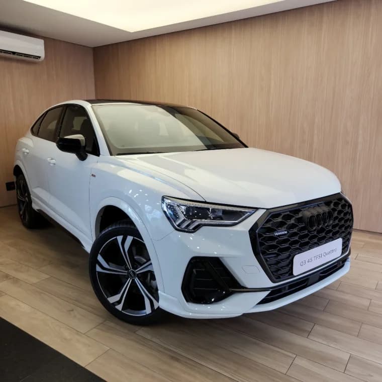 Audi Q3 2.0 40 TFSI GASOLINA SPORTBACK PERFORMANCE BLACK PLUS QUATTRO TIPTRONIC 2025 Gasolina - Picture 0