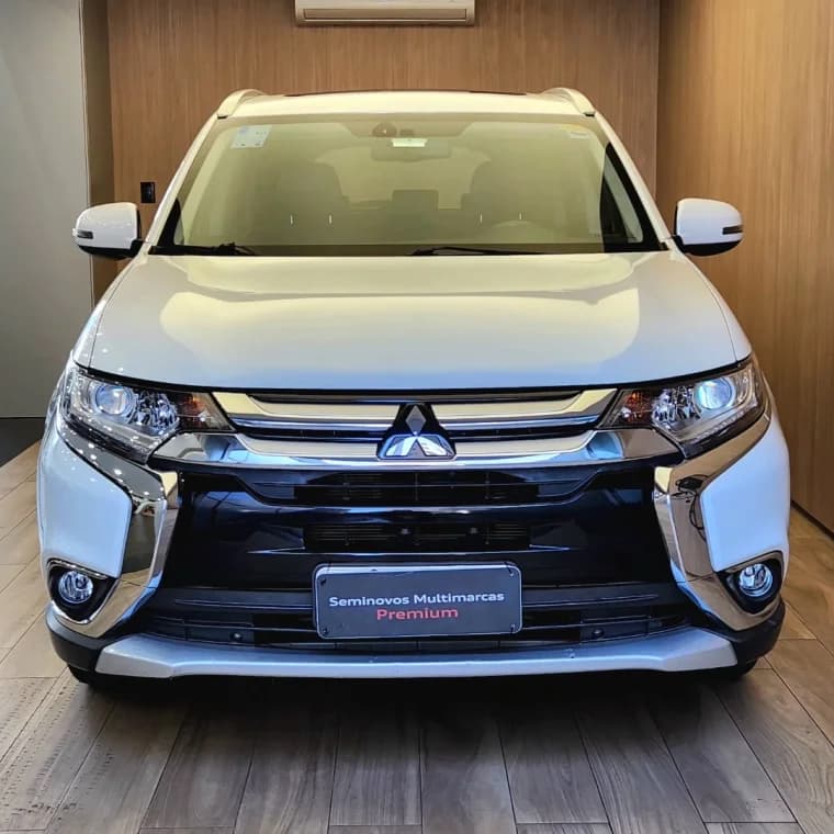 Mitsubishi OUTLANDER 2.0 COMFORT 16V GASOLINA 4P AUTOMÁTICO 2018 Gasolina - Picture 1