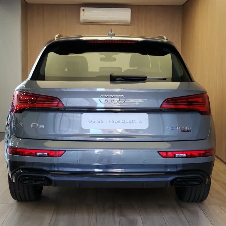 Audi Q5 2.0 55 TFSIE PHEV PERFORMANCE BLACK QUATTRO S TRONIC 2024 Gasolina - Picture 2