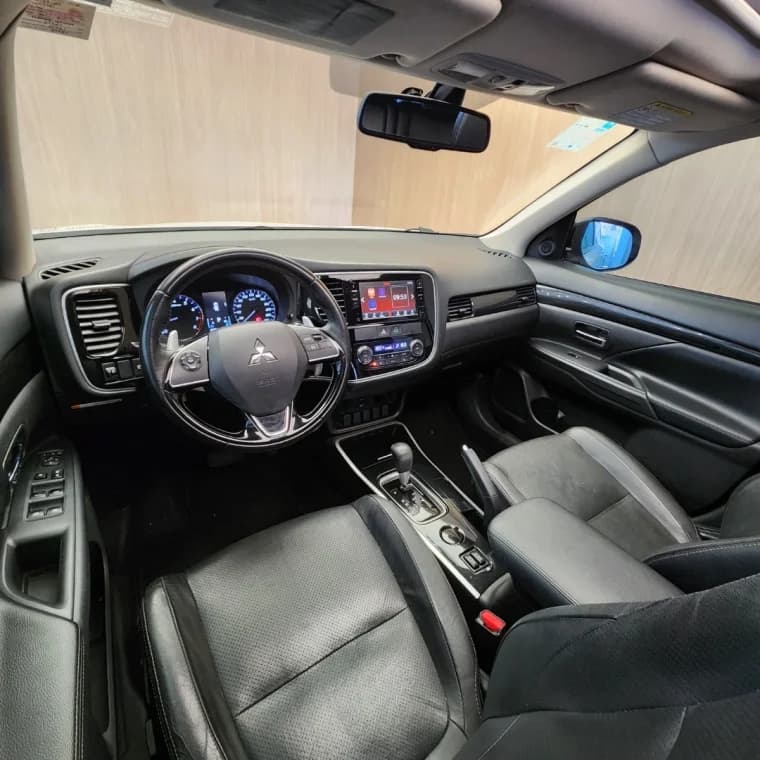 Mitsubishi OUTLANDER 2.0 COMFORT 16V GASOLINA 4P AUTOMÁTICO 2018 Gasolina - Picture 8