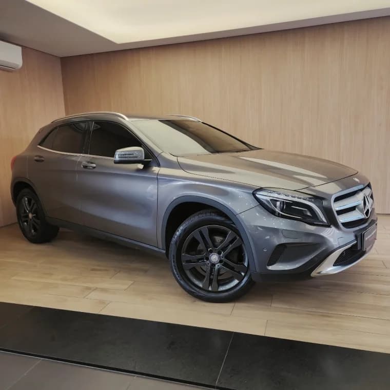 Mercedes-Benz GLA 200 1.6 CGI ADVANCE 16V TURBO FLEX 4P AUTOMÁTICO 2017 Flex - Picture 0