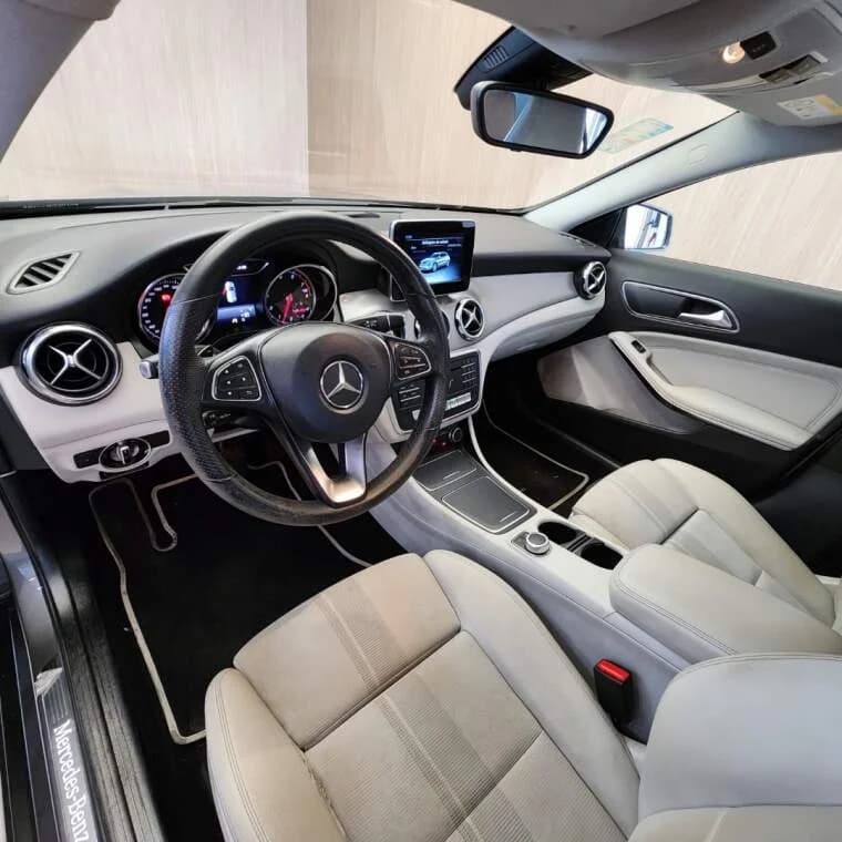 Mercedes-Benz GLA 200 1.6 CGI FLEX ADVANCE 7G-DCT 2019 Flex - Picture 9