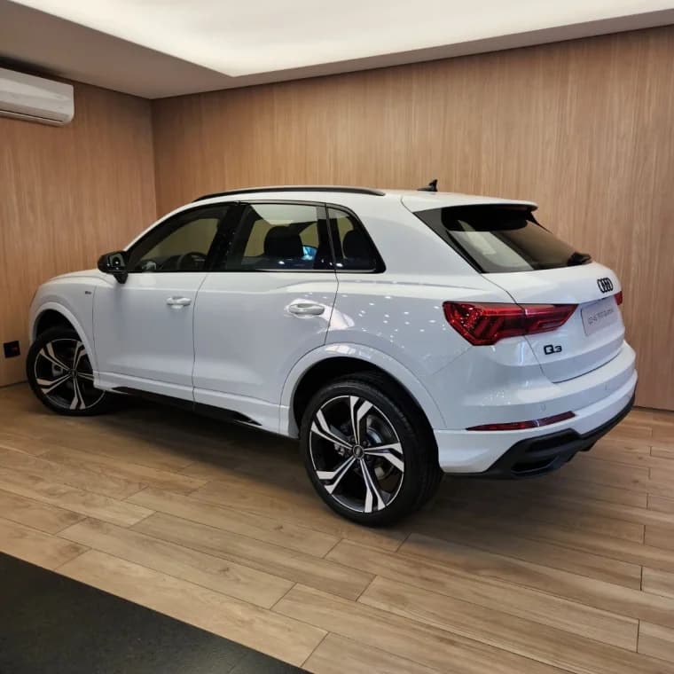 Audi Q3 2.0 40 TFSI GASOLINA PERFORMANCE BLACK PLUS QUATTRO TIPTRONIC 2025 Gasolina - Picture 9