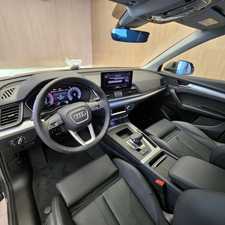 Audi Q5 2.0 45 TFSI GASOLINA S-LINE QUATTRO S TRONIC 2025 Gasolina - Picture 3
