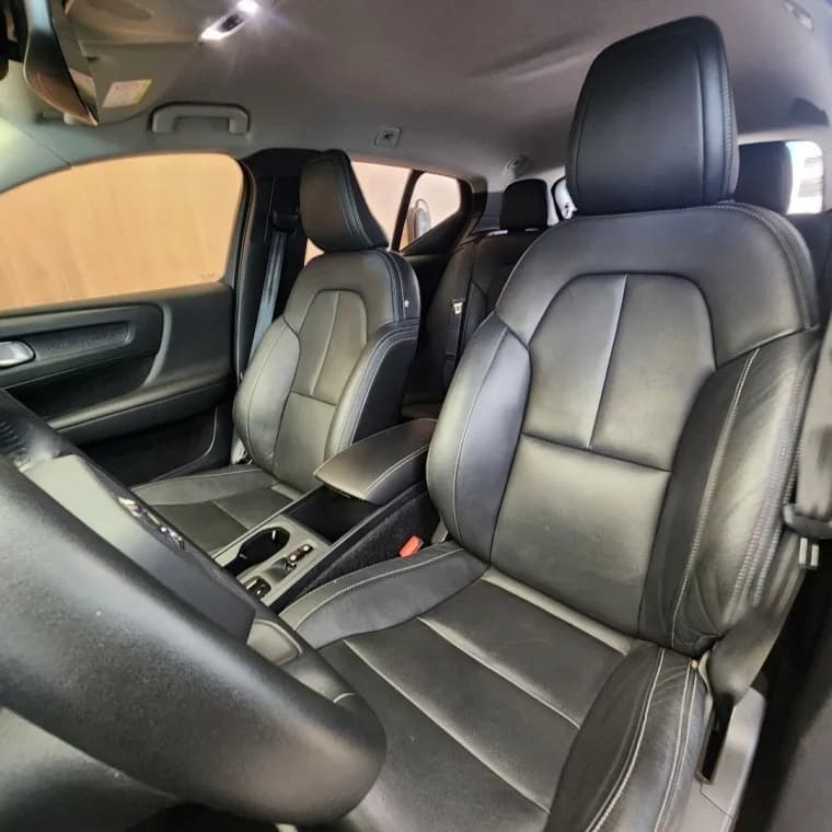 Volvo XC40 2.0 T4 GASOLINA GEARTRONIC 2019 Gasolina - Picture 4