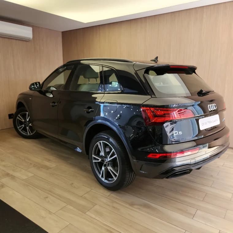Audi Q5 2.0 55 TFSIE PHEV PERFORMANCE BLACK QUATTRO S TRONIC 2024 Híbrido - Picture 9