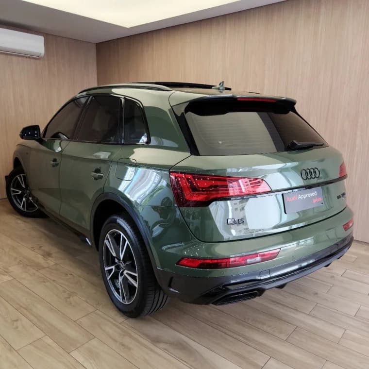 Audi Q5 2.0 55 TFSIE PHEV PERFORMANCE BLACK QUATTRO S TRONIC 2024 Híbrido - Picture 3