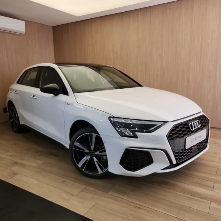 Audi A3 2.0 40 TFSI MHEV SPORTBACK PERFORMANCE BLACK S-TRONIC 2024 Gasolina - Picture 0