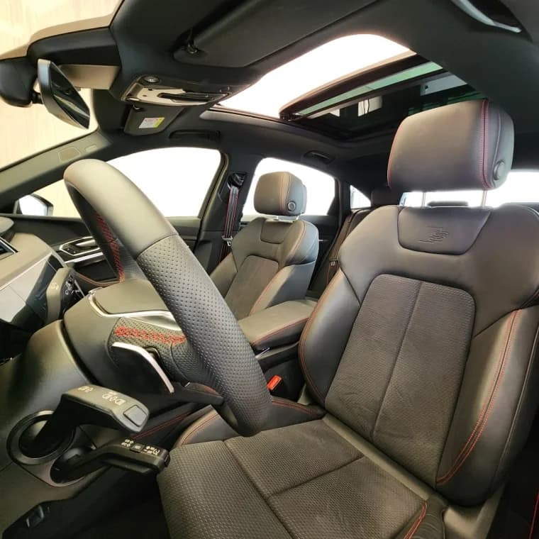 Audi Q8 E-TRON 55 ELÉTRICO LAUNCH EDITION QUATTRO 2024 Elétrico - Picture 7
