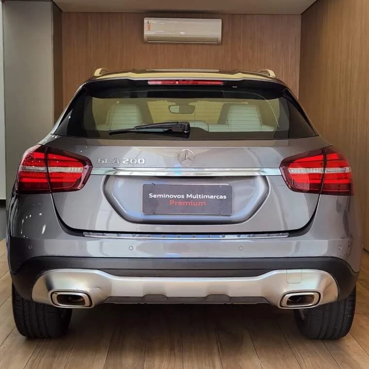 Mercedes-Benz GLA 200 1.6 CGI FLEX ADVANCE 7G-DCT 2019 Flex - Picture 3