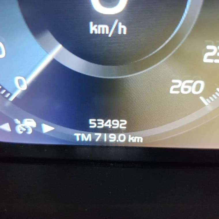 Volvo XC40 2.0 T4 GASOLINA GEARTRONIC 2019 Gasolina - Picture 2