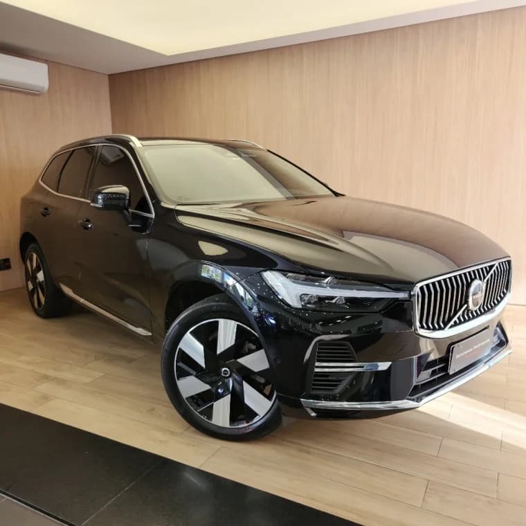 Volvo XC60 2.0 T8 RECHARGE ULTIMATE AWD GEARTRONIC 2024 Híbrido - Picture 0