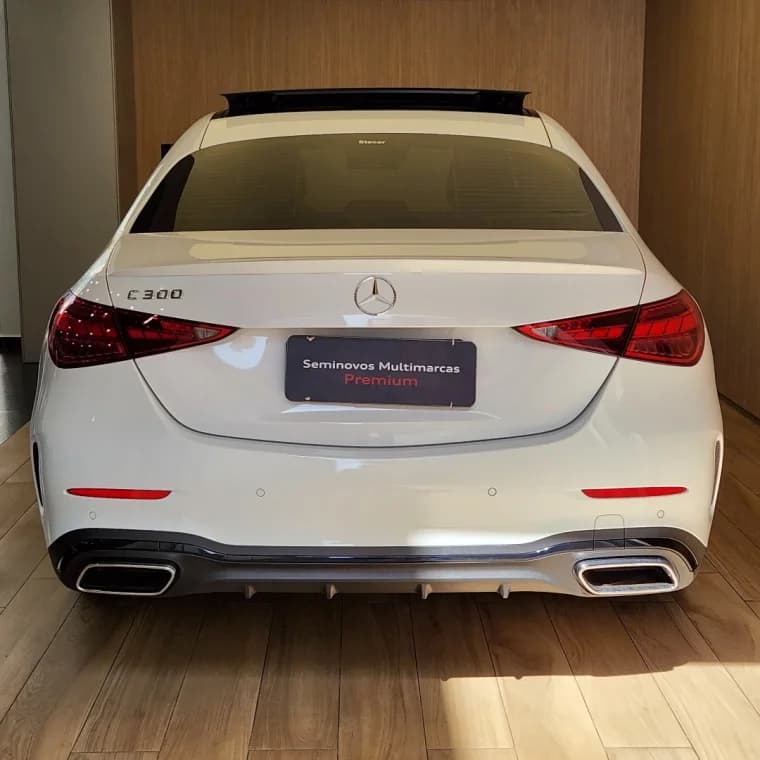Mercedes-Benz C 300 2.0 EQ BOOST HÍBRIDO AMG LINE 9G-TRONIC 2024 Híbrido - Picture 3