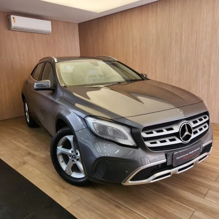 Mercedes-Benz GLA 200 1.6 CGI FLEX ADVANCE 7G-DCT 2019 Flex - Picture 0