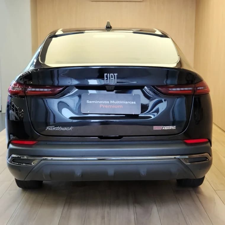 Fiat FASTBACK 1.3 TURBO 270 FLEX LIMITED EDITION AT6 2023 Flex - Picture 2