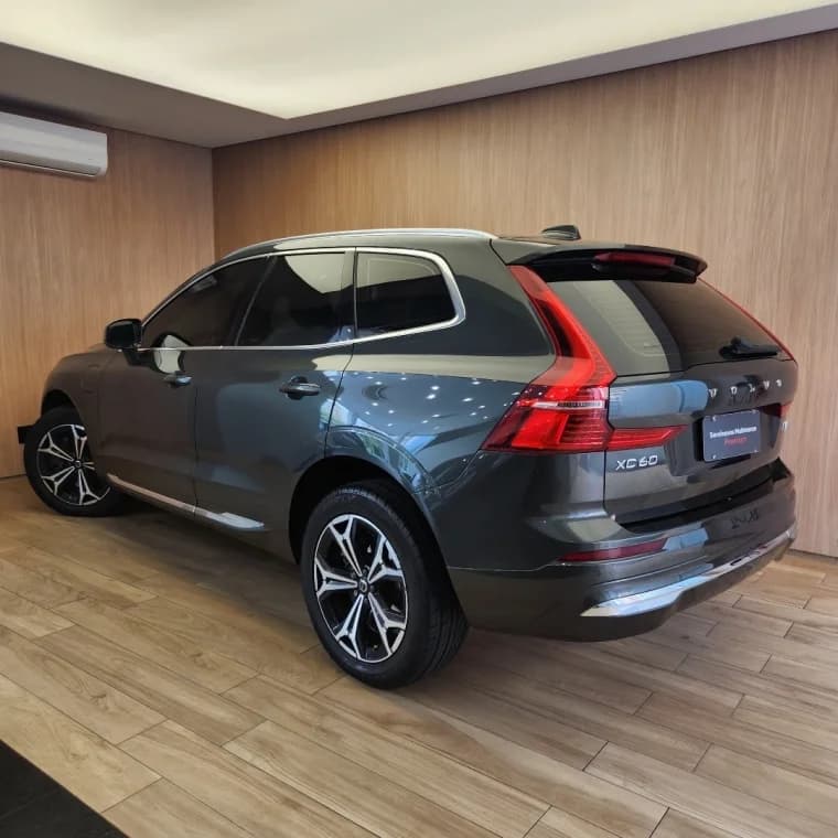 Volvo XC60 2.0 T8 RECHARGE INSCRIPTION EXPRESSION AWD GEARTRONIC 2022 Híbrido - Picture 9