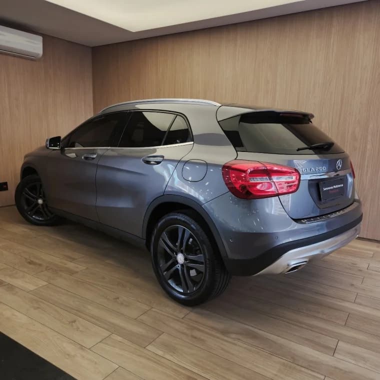 Mercedes-Benz GLA 200 1.6 CGI ADVANCE 16V TURBO FLEX 4P AUTOMÁTICO 2017 Flex - Picture 3