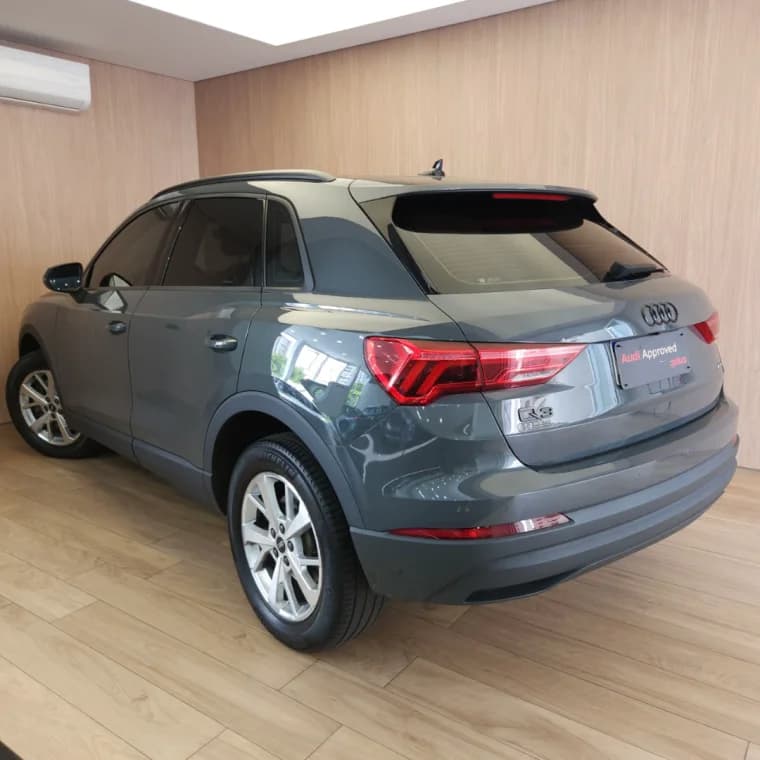 Audi Q3 2.0 40 TFSI GASOLINA PRESTIGE QUATTRO TIPTRONIC 2023 Gasolina - Picture 4