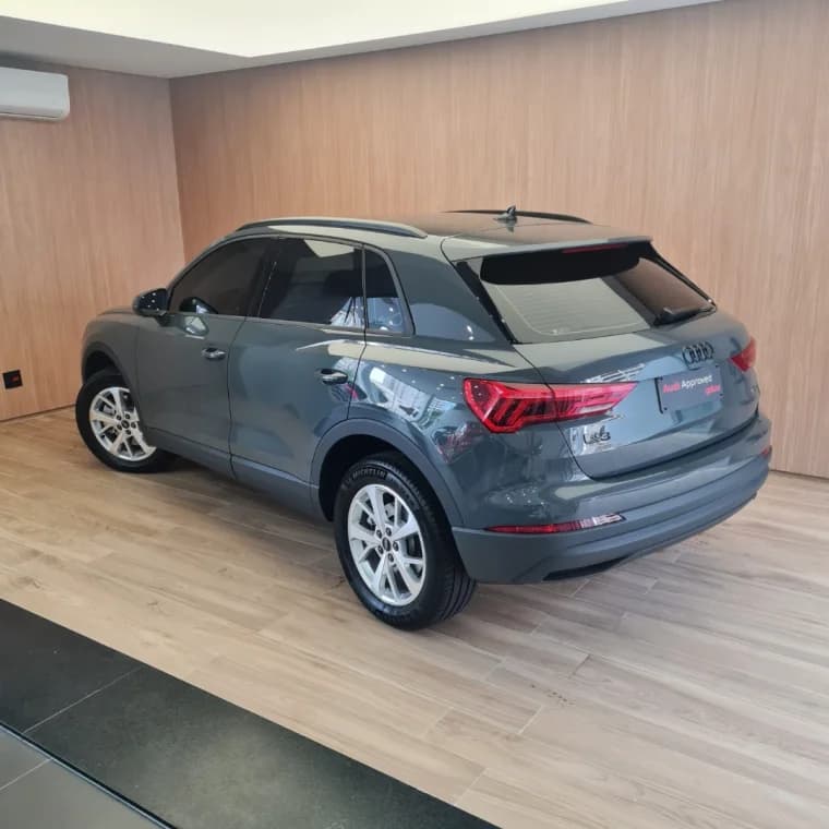 Audi Q3 2.0 40 TFSI GASOLINA PRESTIGE QUATTRO TIPTRONIC 2023 Gasolina - Picture 4