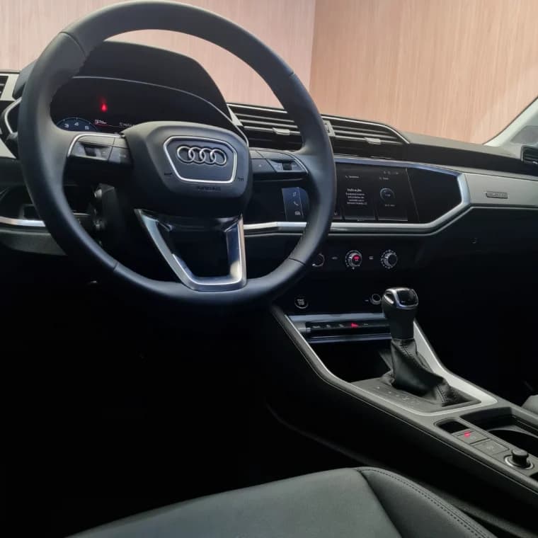 Audi Q3 2.0 40 TFSI GASOLINA PRESTIGE QUATTRO TIPTRONIC 2023 Gasolina - Picture 8