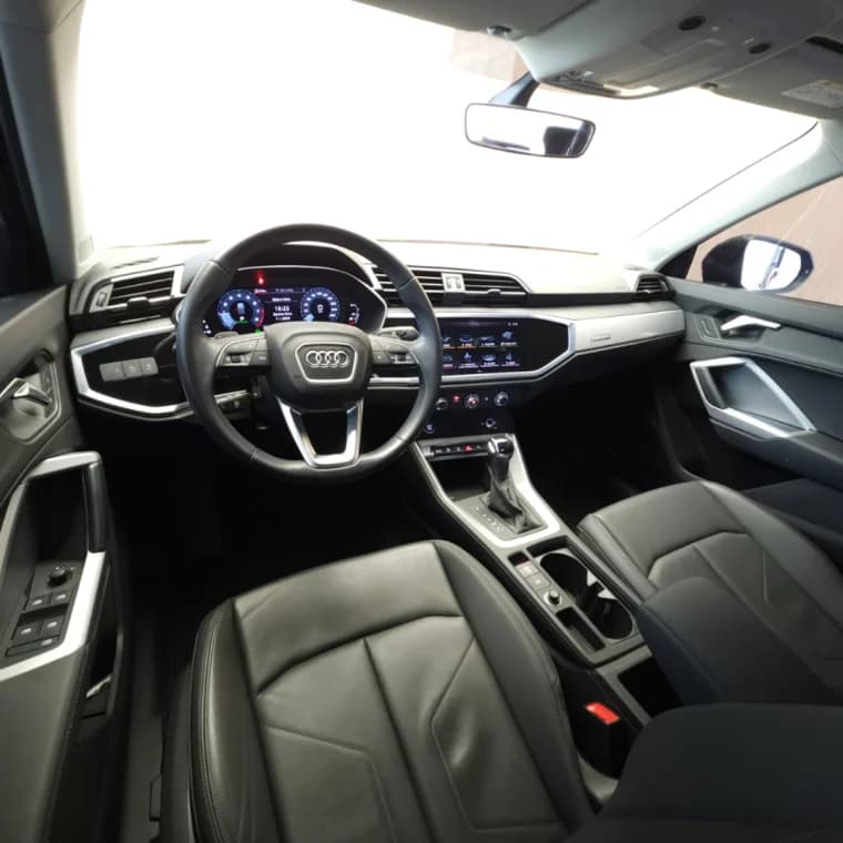 Audi Q3 2.0 40 TFSI GASOLINA PRESTIGE QUATTRO TIPTRONIC 2023 Gasolina - Picture 9