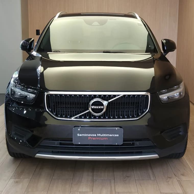 Volvo XC40 2.0 T5 GASOLINA MOMENTUM AWD GEARTRONIC 2019 Gasolina - Foto 2