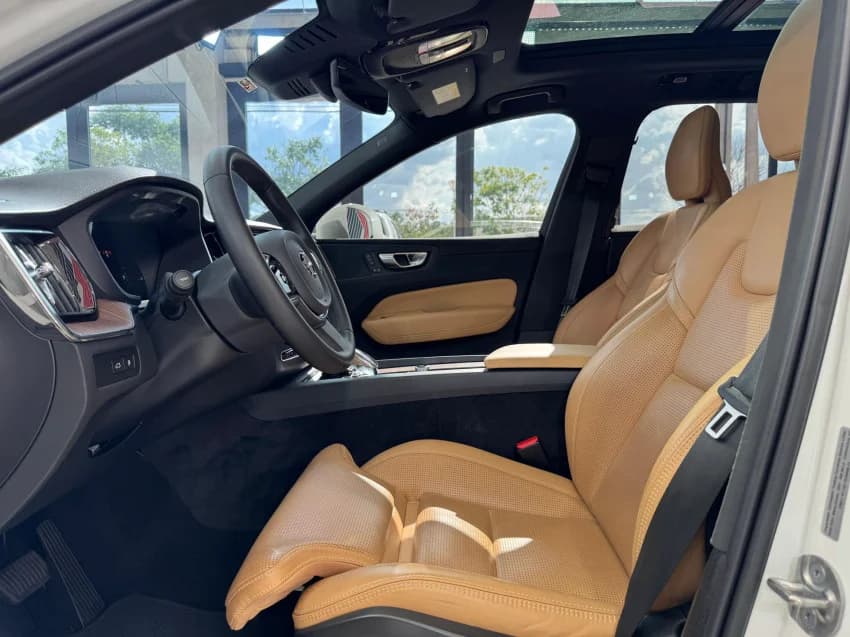 Volvo XC60 2.0 T8 RECHARGE ULTIMATE AWD GEARTRONIC 2023 Híbrido - Picture 12