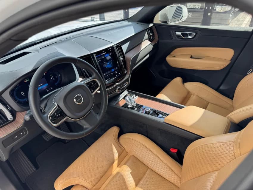 Volvo XC60 2.0 T8 RECHARGE ULTIMATE AWD GEARTRONIC 2023 Híbrido - Picture 13