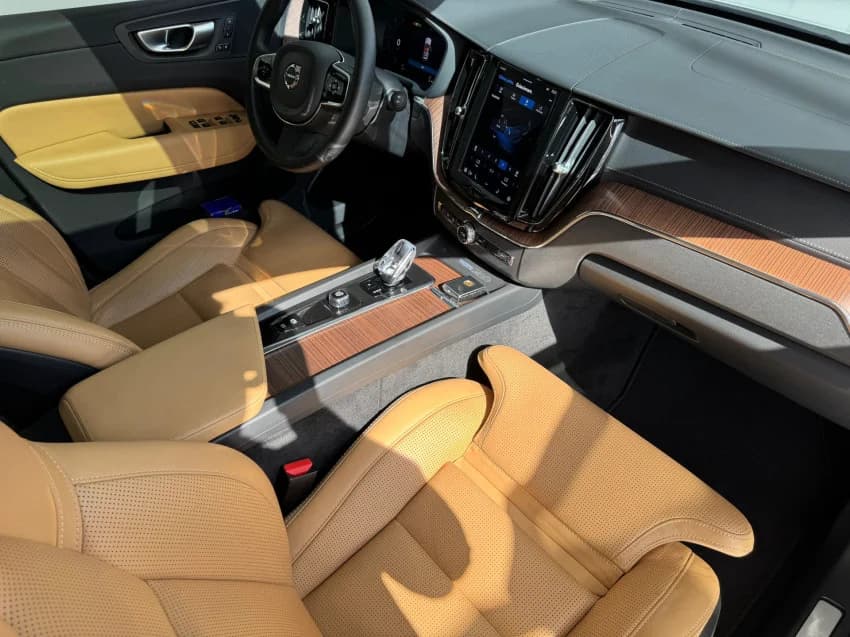 Volvo XC60 2.0 T8 RECHARGE ULTIMATE AWD GEARTRONIC 2023 Híbrido - Picture 20
