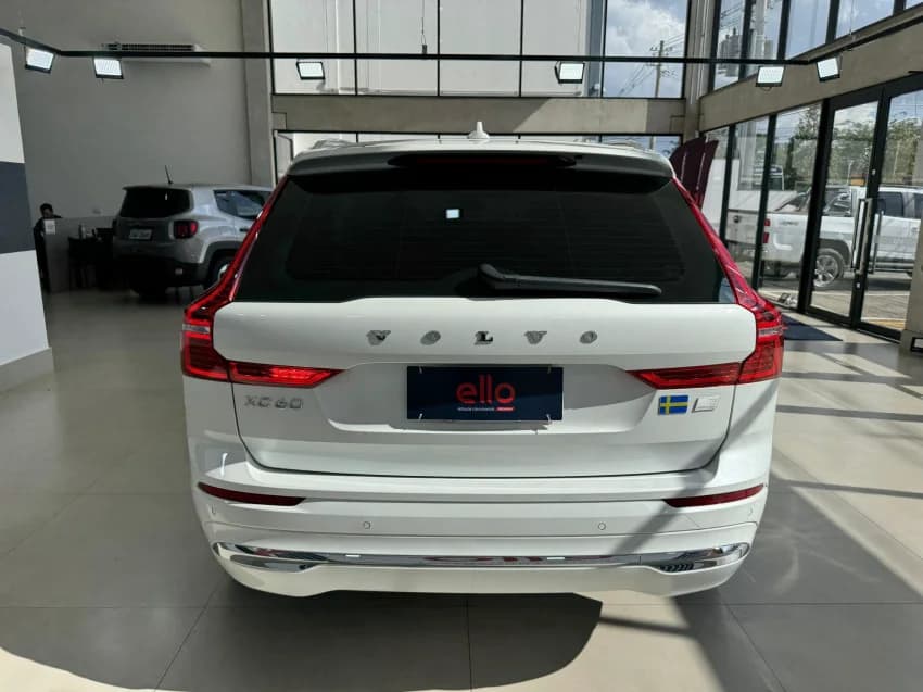 Volvo XC60 2.0 T8 RECHARGE ULTIMATE AWD GEARTRONIC 2023 Híbrido - Picture 6