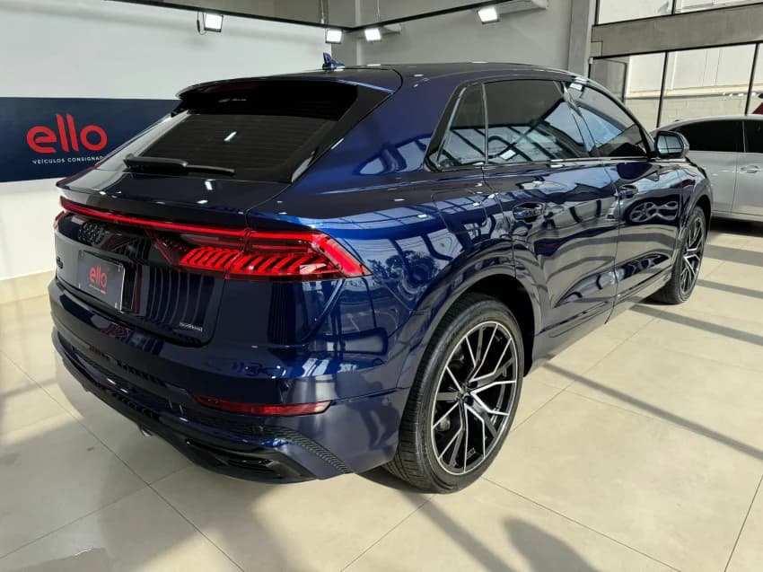 Audi Q8 3.0 TFSI GASOLINA PERFORMANCE BLACK QUATTRO TIPTRONIC 2021 Híbrido - Picture 5