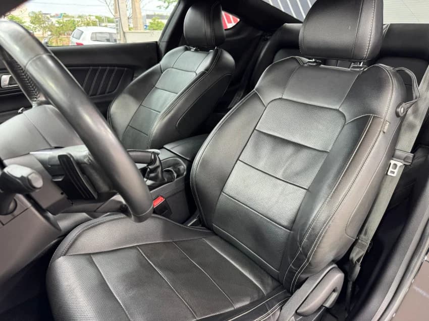 Ford MUSTANG 5.0 V8 TI-VCT GASOLINA GT PREMIUM SELECTSHIFT 2018 Gasolina - Picture 13