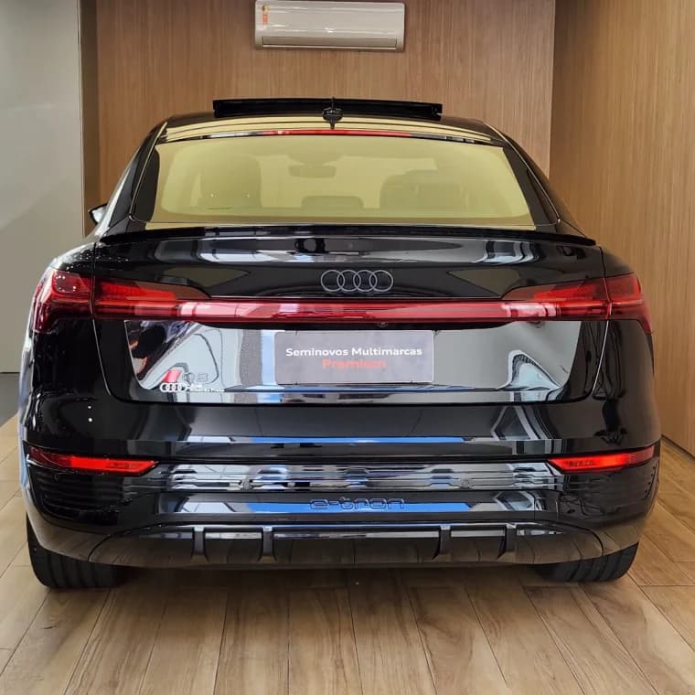 Audi Q8 E-TRON 55 ELÉTRICO LAUNCH EDITION QUATTRO 2024 Elétrico - Picture 5