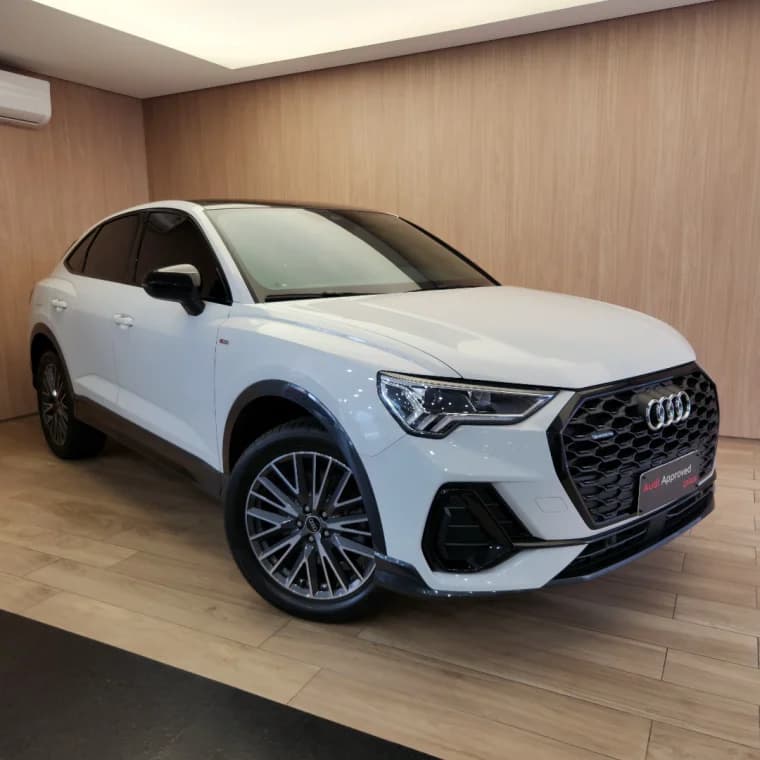 Audi Q3 2.0 40 TFSI GASOLINA SPORTBACK PERFORMANCE BLACK QUATTRO TIPTRONIC 2023 Gasolina - Picture 1